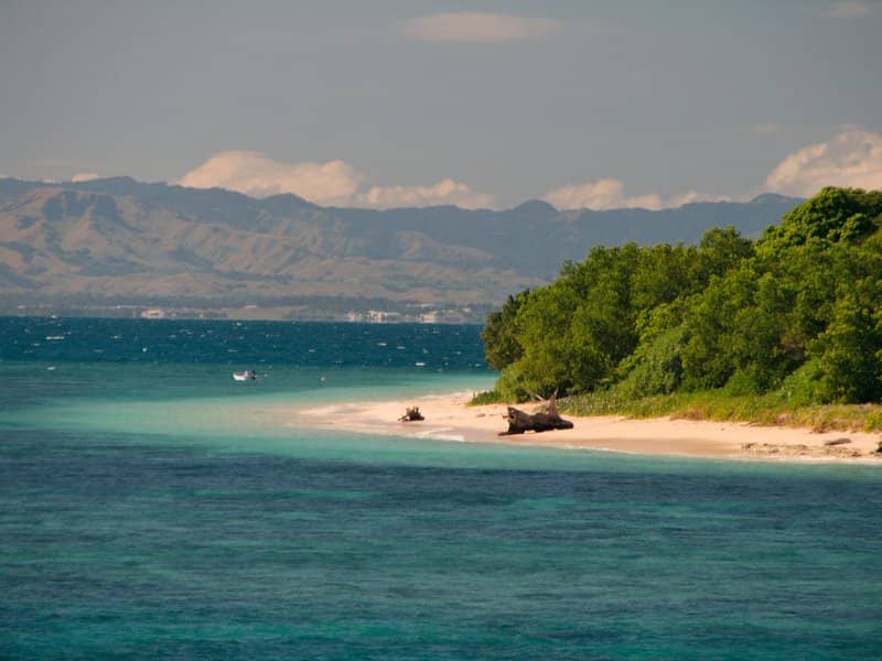 solar-training-in-fiji-featured