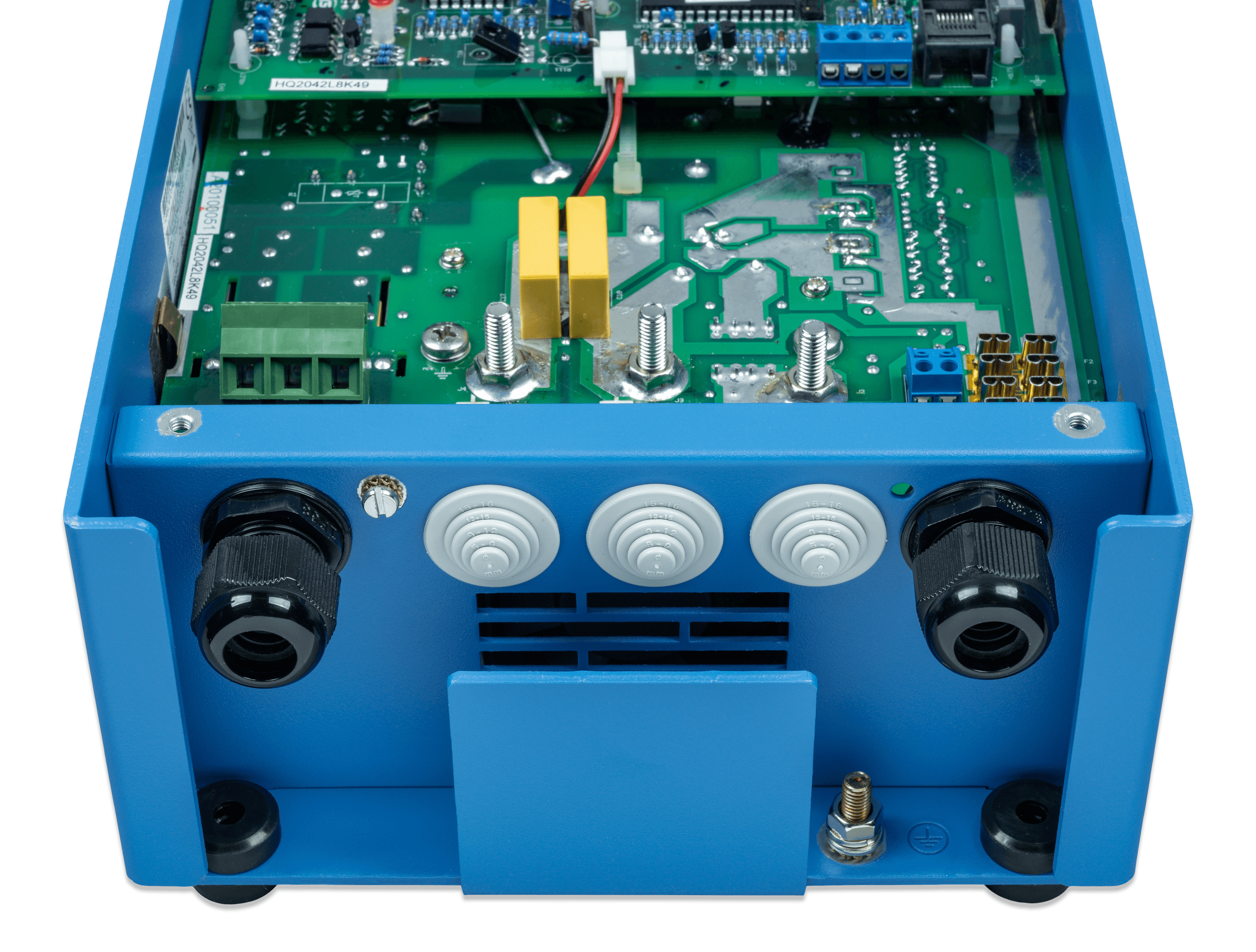 Charger 24/16 (2+1) 120-240V (conn open) thumbnail