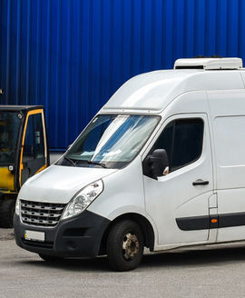 Cooled delivery van unloading